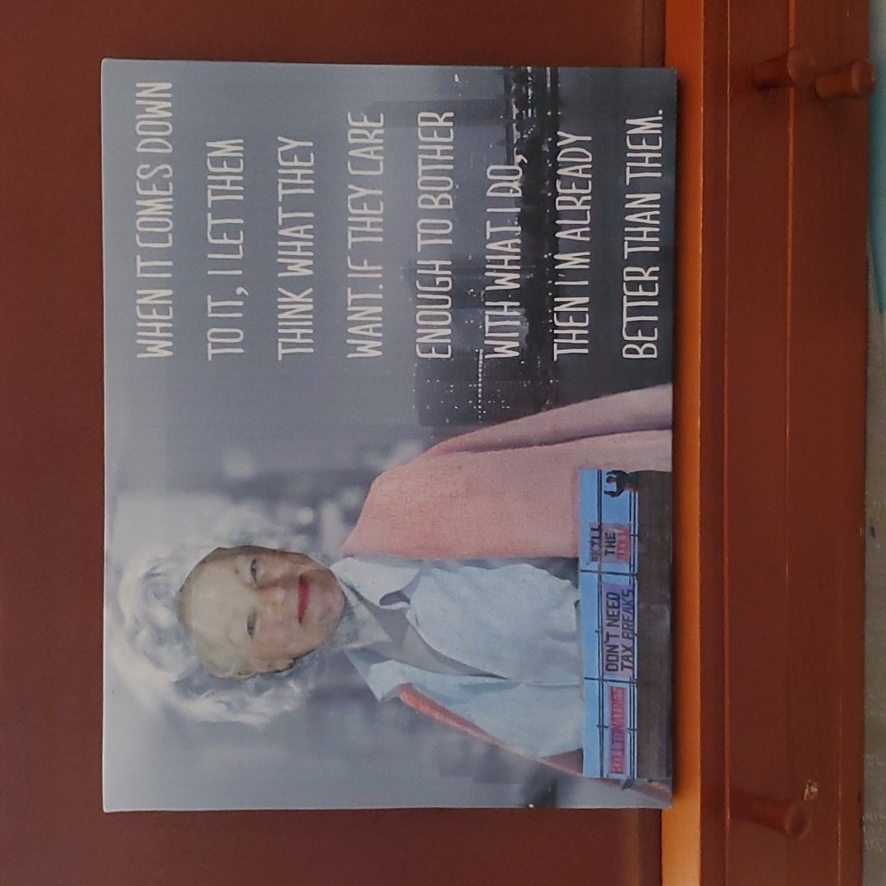 YES SHE DID #AnalogMeme